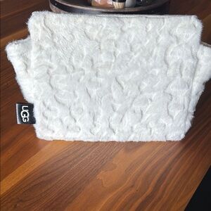 UGG Cream Faux Fur Tablet Case